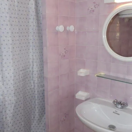 Apartment 2 Pieces 6 Couchages, Terrasse, Parking Prive, Sud - Fr-1-326-458